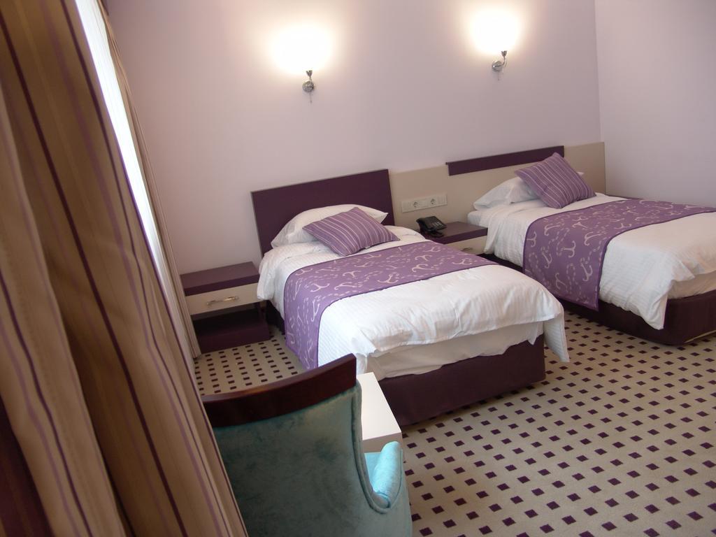 Izan Hotel Izmir Zimmer foto